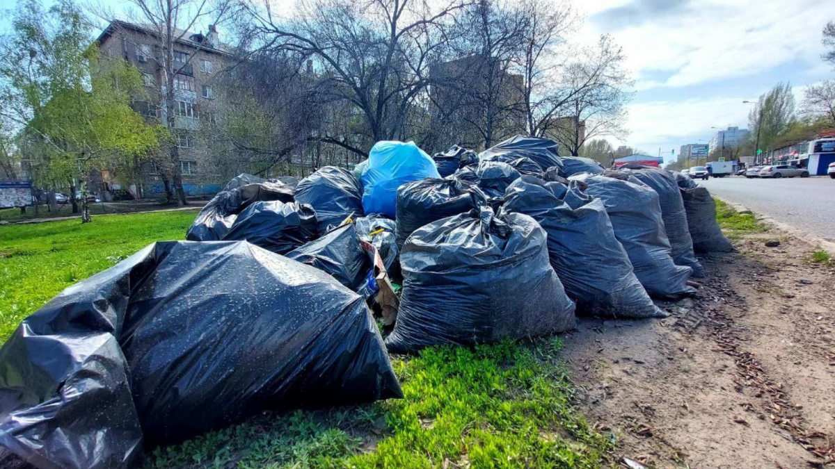 Вывоз и утилизация мусора после субботника в Ставрополе в октябре