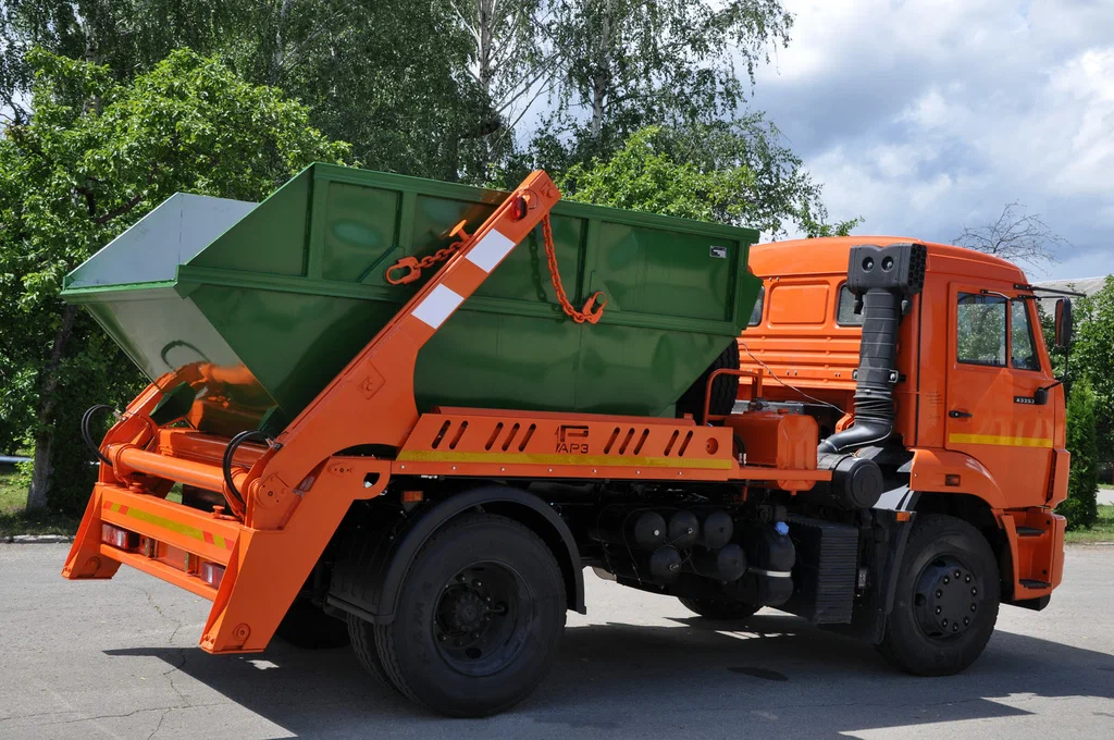 Заказ бункеровоза для вывоза мусора и отходов в Ставрополе в октябре