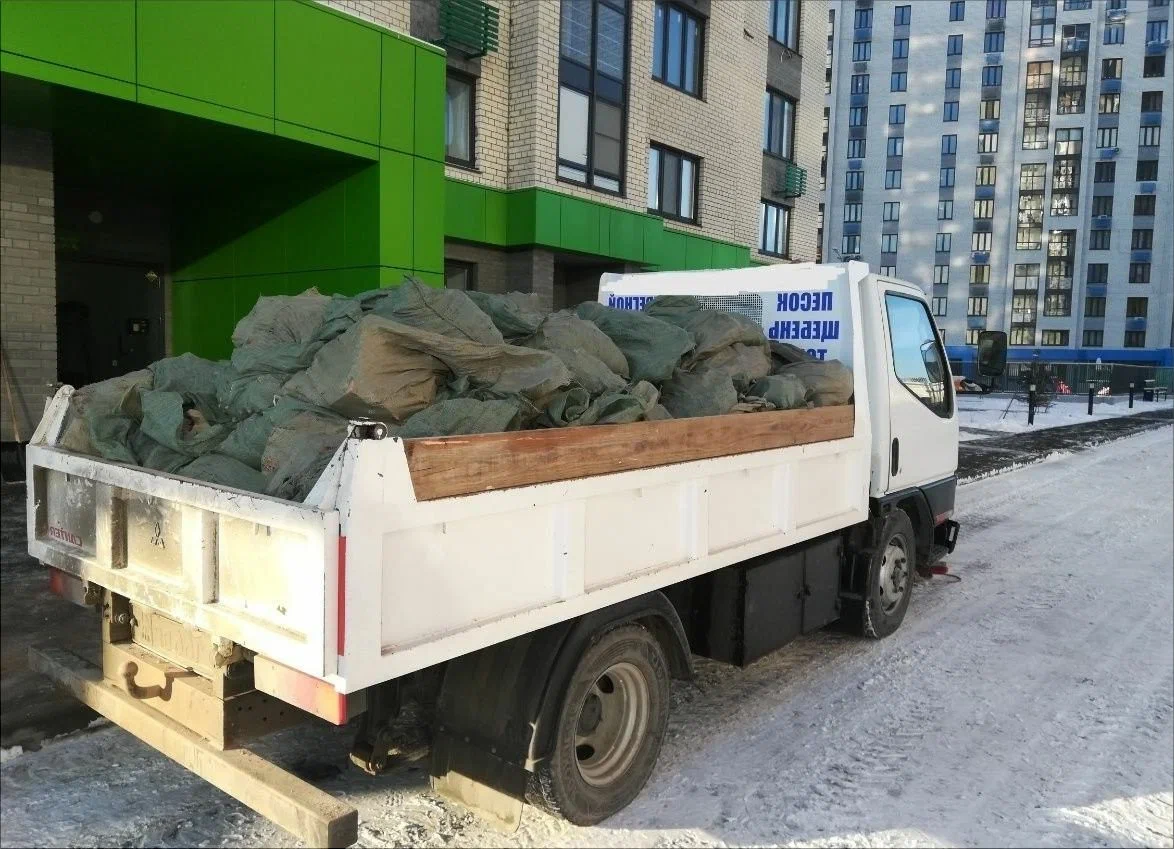 Вывоз мусора грузовым фургоном 3 тонны в Ставрополе — цена от 1402 руб., ПроМусор